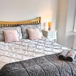  Bed & Breakfast Cosy Bee And United Kingdom