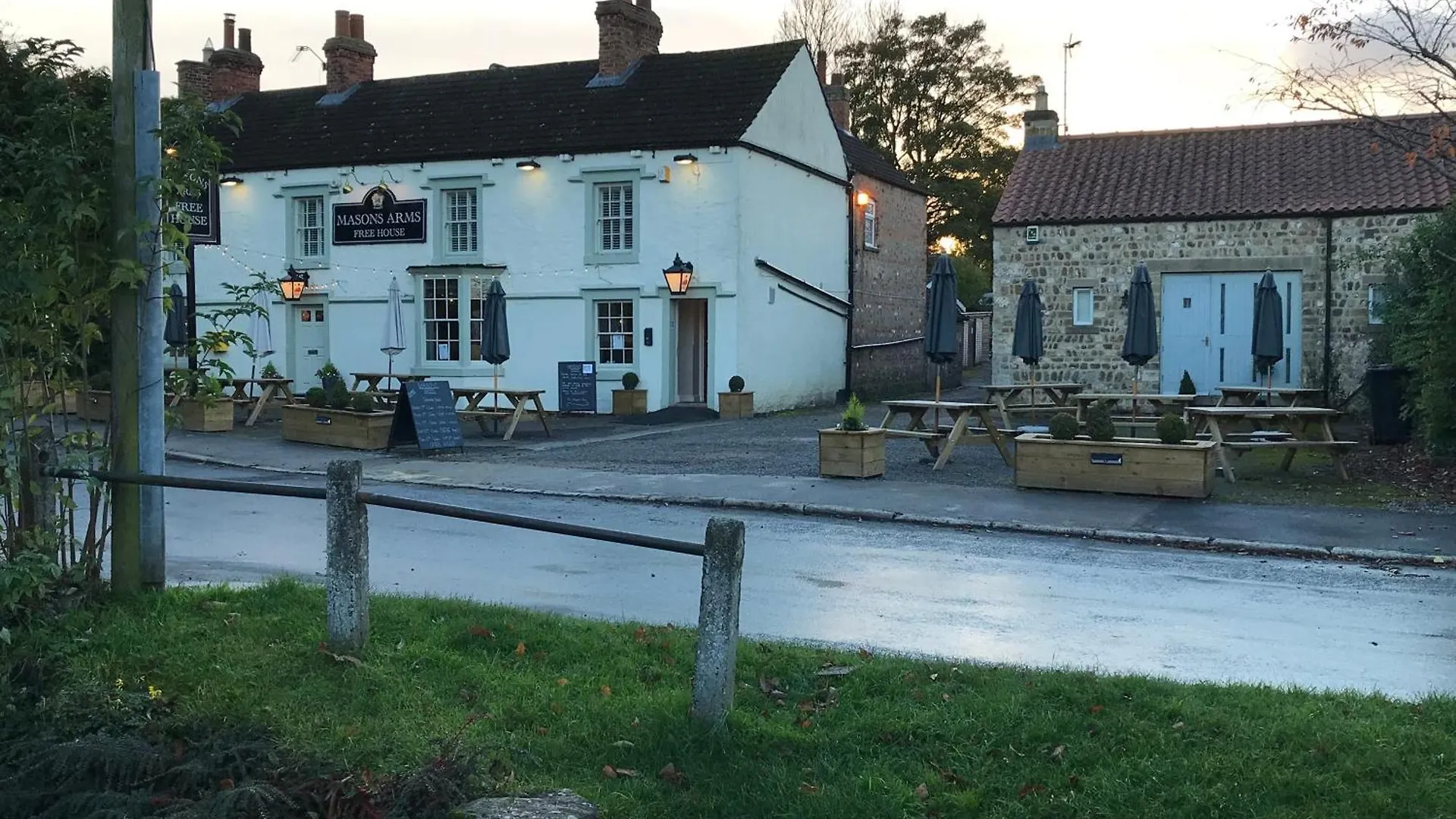 The Masons Arms Hotel Harrogate